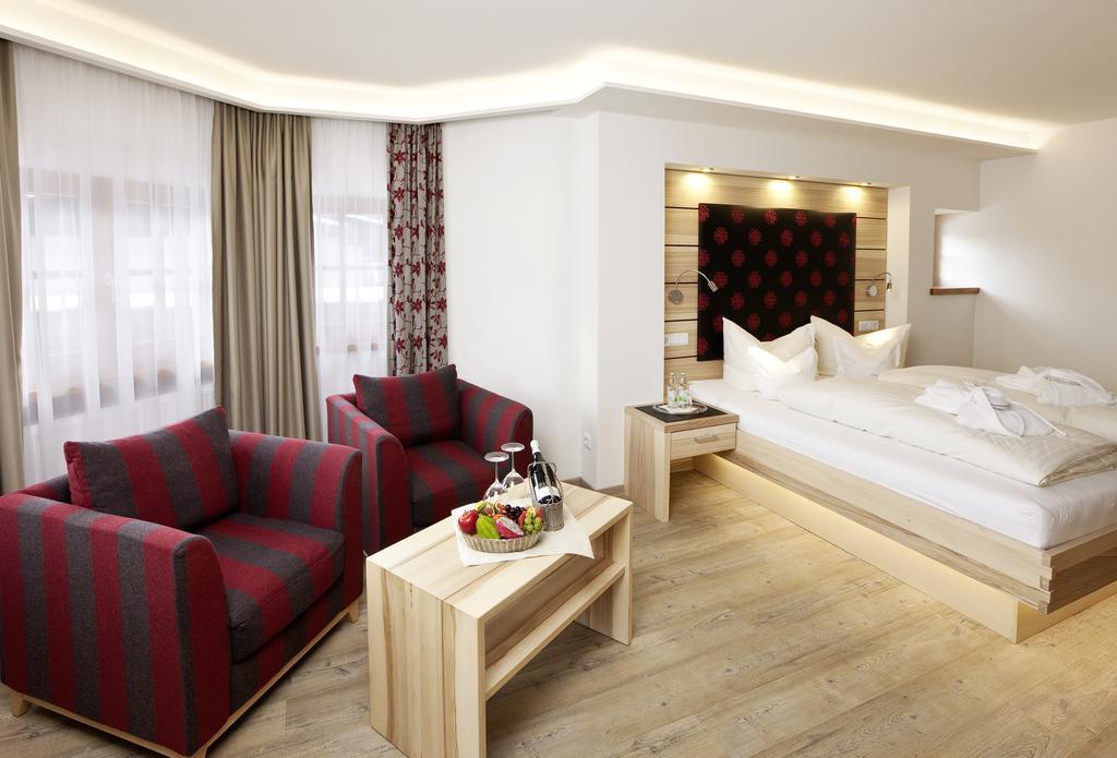 Hotel Filser اوبرستدورف الغرفة الصورة